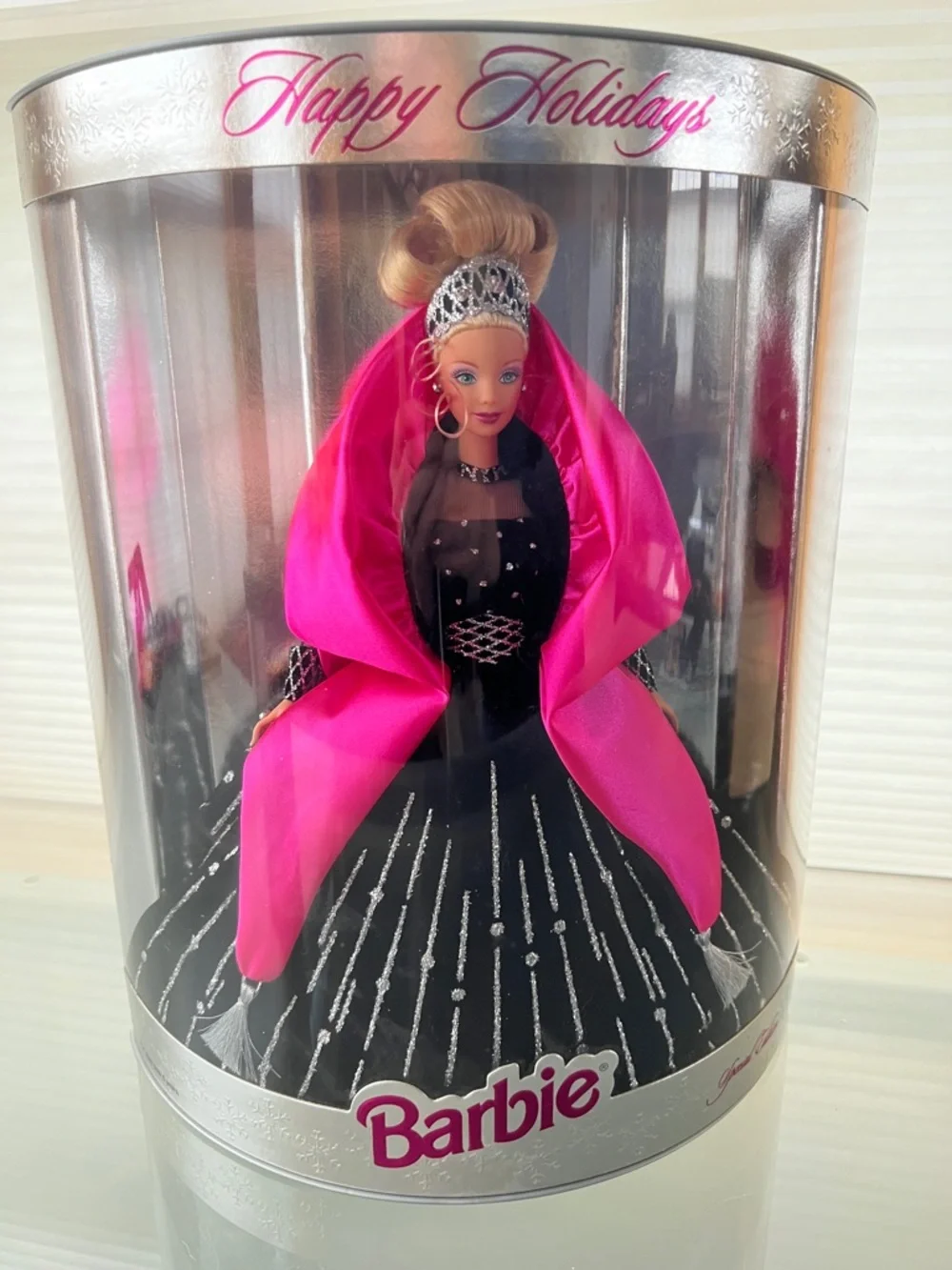 💃1998 Happy Holidays Special Edition Barbie Doll by Mattel Black & Hot Pink - Picture 15 of 17